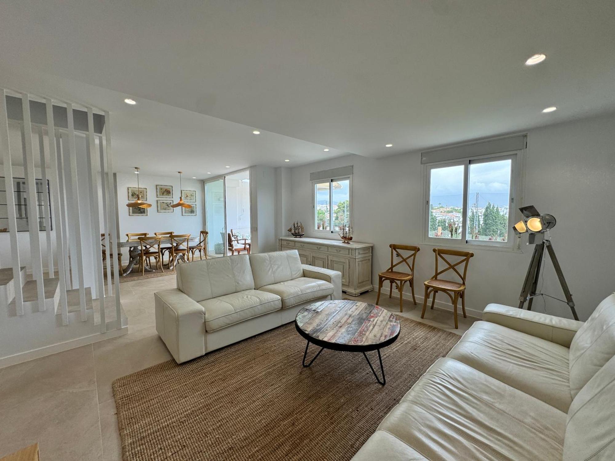 Sea And Mountain Views Penthouse In Guadalmina - Eaw Homes Appartement *