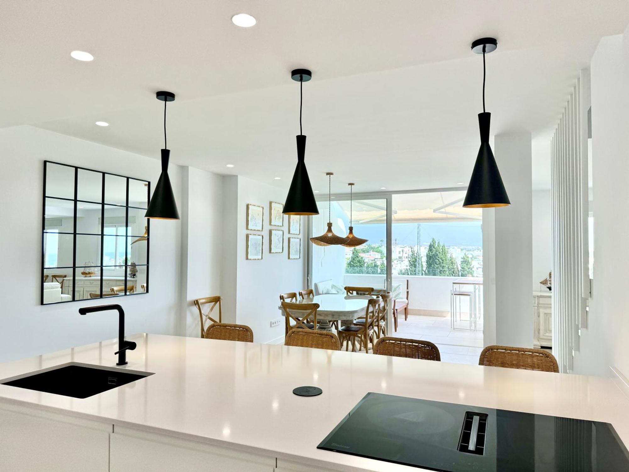 Appartement Sea And Mountain Views Penthouse In Guadalmina - Eaw Homes *